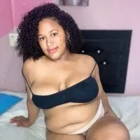 Live sex webcam photo for abigail_lucy01_ #277148883