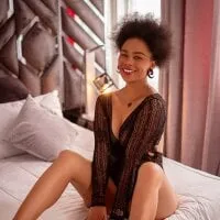 Live sex webcam photo for andrea_zoe_ #277584787