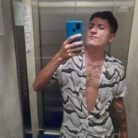 Live sex webcam photo for andrey_and_eros #277704632