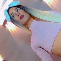 Live sex webcam photo for angely_sexy09 #277719849