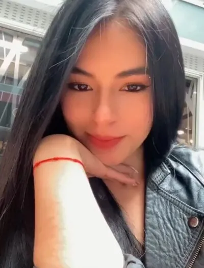 Live sex webcam photo for anntonellahot #275462845