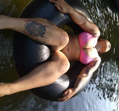 Live sex webcam photo for antonellasea00 #275644762