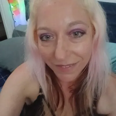 Live sex webcam photo for aquarius_watersH2O #275544643