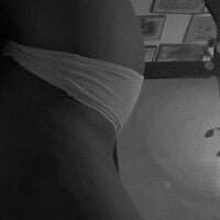 Live sex webcam photo for ariale443 #276384395