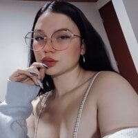 Live sex webcam photo for arlasofiacm101 #276494151