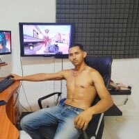 Live sex webcam photo for ben_ADY #277513313