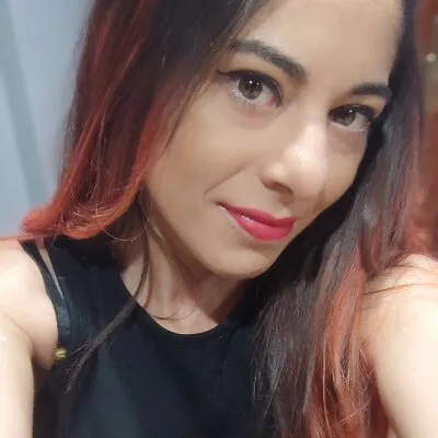 Live sex webcam photo for bichota_29 #275616396