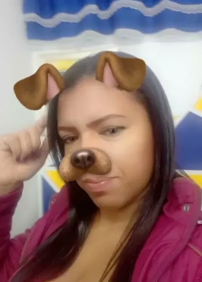 Live sex webcam photo for bigassx10 #275742409