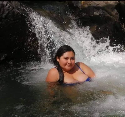 Live sex webcam photo for bigtits_42 #275658101