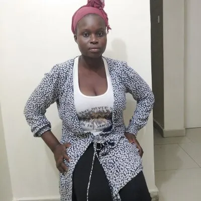 Live sex webcam photo for bobbiegal14 #275428140