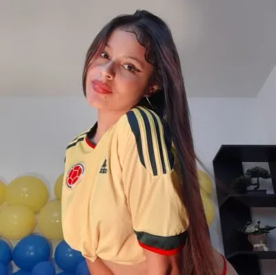 Live sex webcam photo for bonnie_mathews #275434571