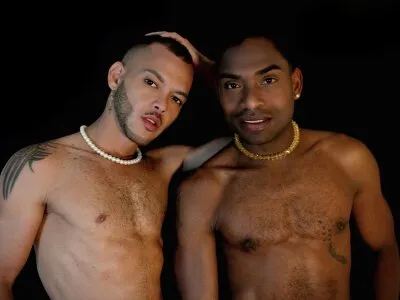 Live sex webcam photo for brandonandtheylor #275460782