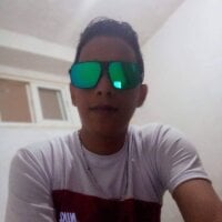 Live sex webcam photo for brayanversat #277583382