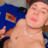 Live sex webcam photo for breik_hotx #275911803