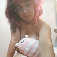 Live sex webcam photo for bubbletrouble666 #277272476