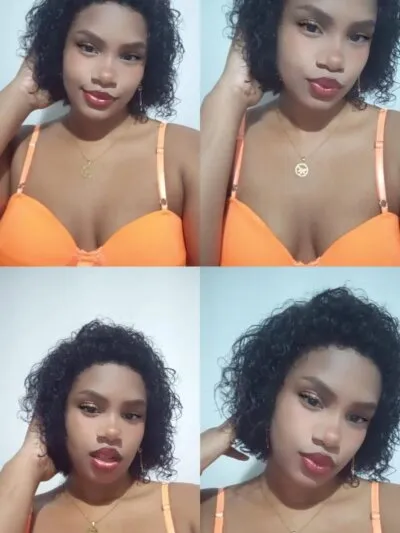 Live sex webcam photo for carminaa #275500137