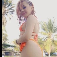 Live sex webcam photo for carolaay_ts #277708266