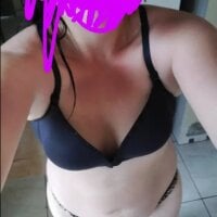 Live sex webcam photo for casaleleelasexy #276350629