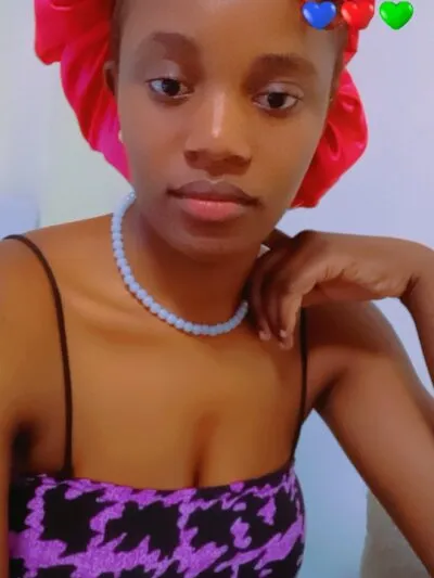 Live sex webcam photo for catey_ #275686367