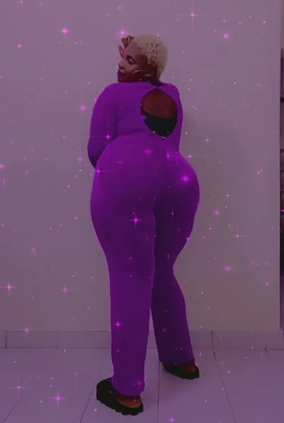 Live sex webcam photo for chammy_barbie #275500276