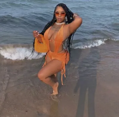 Live sex webcam photo for chanellipsxx #275505409