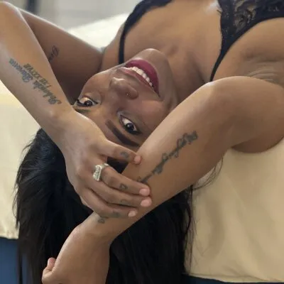 Live sex webcam photo for charlottlewis #275500134