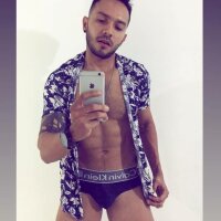 Live sex webcam photo for chestlatino01 #277591062