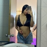 Live sex webcam photo for chloe__20 #276572254