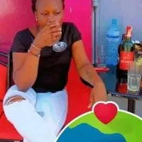 Live sex webcam photo for chocolate_drop_ #276941565