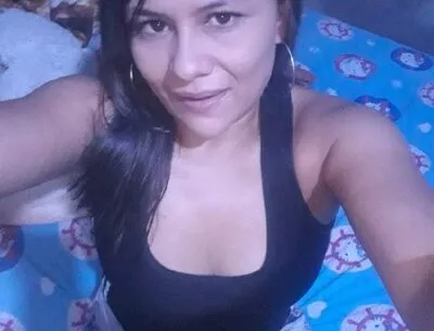 Live sex webcam photo for cielitohot #275464778