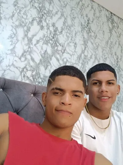 Live sex webcam photo for criminalsexyboy #275602843