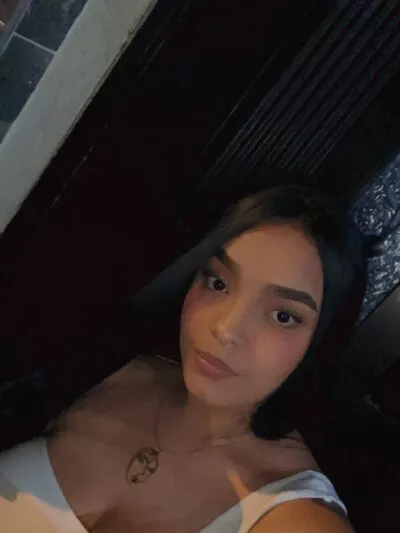 Live sex webcam photo for dalai01 #275579172