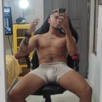 Live sex webcam photo for danny_sexyhot20 #277508442