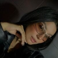 Live sex webcam photo for emeliycs #277506569