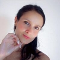 Live sex webcam photo for emily__45 #278110851