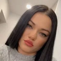 Live sex webcam photo for emilyhot9 #276969484