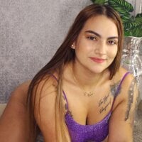 Live sex webcam photo for emilyve #277967429