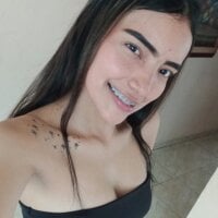 Live sex webcam photo for emma_ledger #278115933