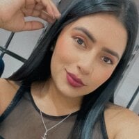 Live sex webcam photo for emmyhills_ #277367293