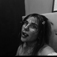 Live sex webcam photo for eriis_s #277468543