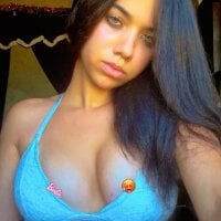 Live sex webcam photo for esmerala #277219919