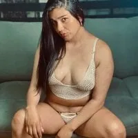 Live sex webcam photo for estefani_lopez1 #276495596