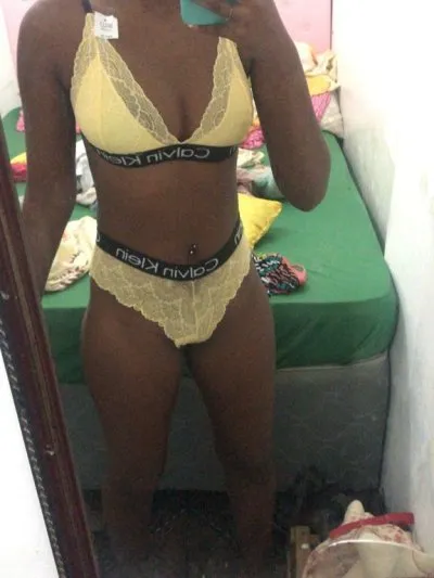 Live sex webcam photo for gabiluz #275432035