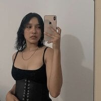 Live sex webcam photo for gabyyyy02 #276680646