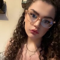 Live sex webcam photo for gracieeey #276214592