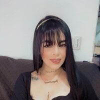 Live sex webcam photo for hanna97_b_ #276861195