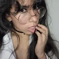 Live sex webcam photo for heidis_ma #276125193