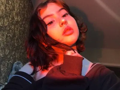 Live sex webcam photo for helvuuu #275467678