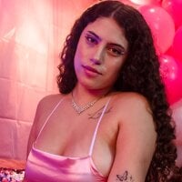 Live sex webcam photo for hilary_sky7 #277899077