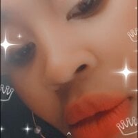 Live sex webcam photo for holla_02 #277277616